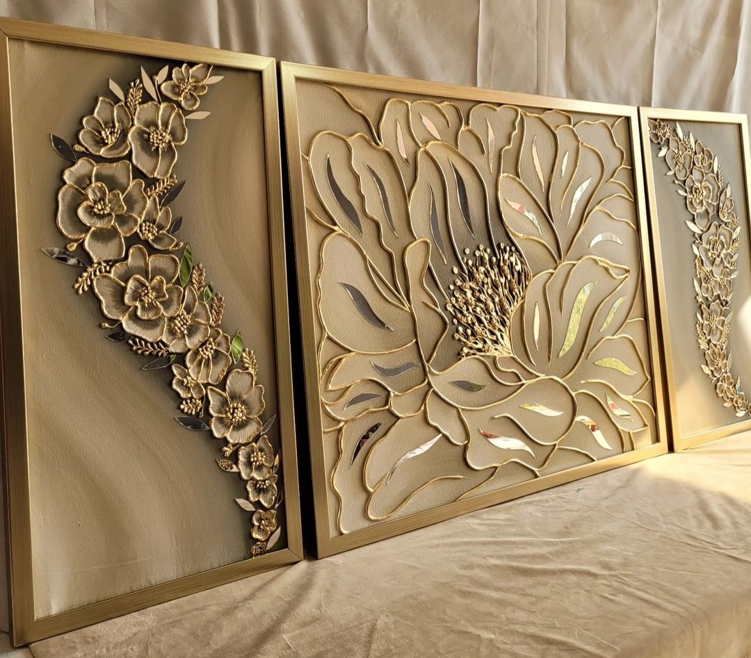 ست تابلو نقاشی طرح گل برجسته کرمی طلایی ورق طلا